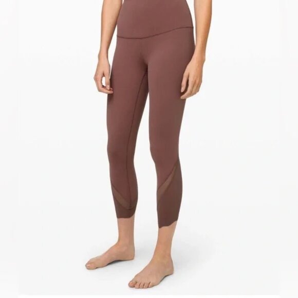 Lot of 2 Lululemon size 2 Black Speed Up Tight Wunder under hr crop 23 scallop - Picture 8 of 13